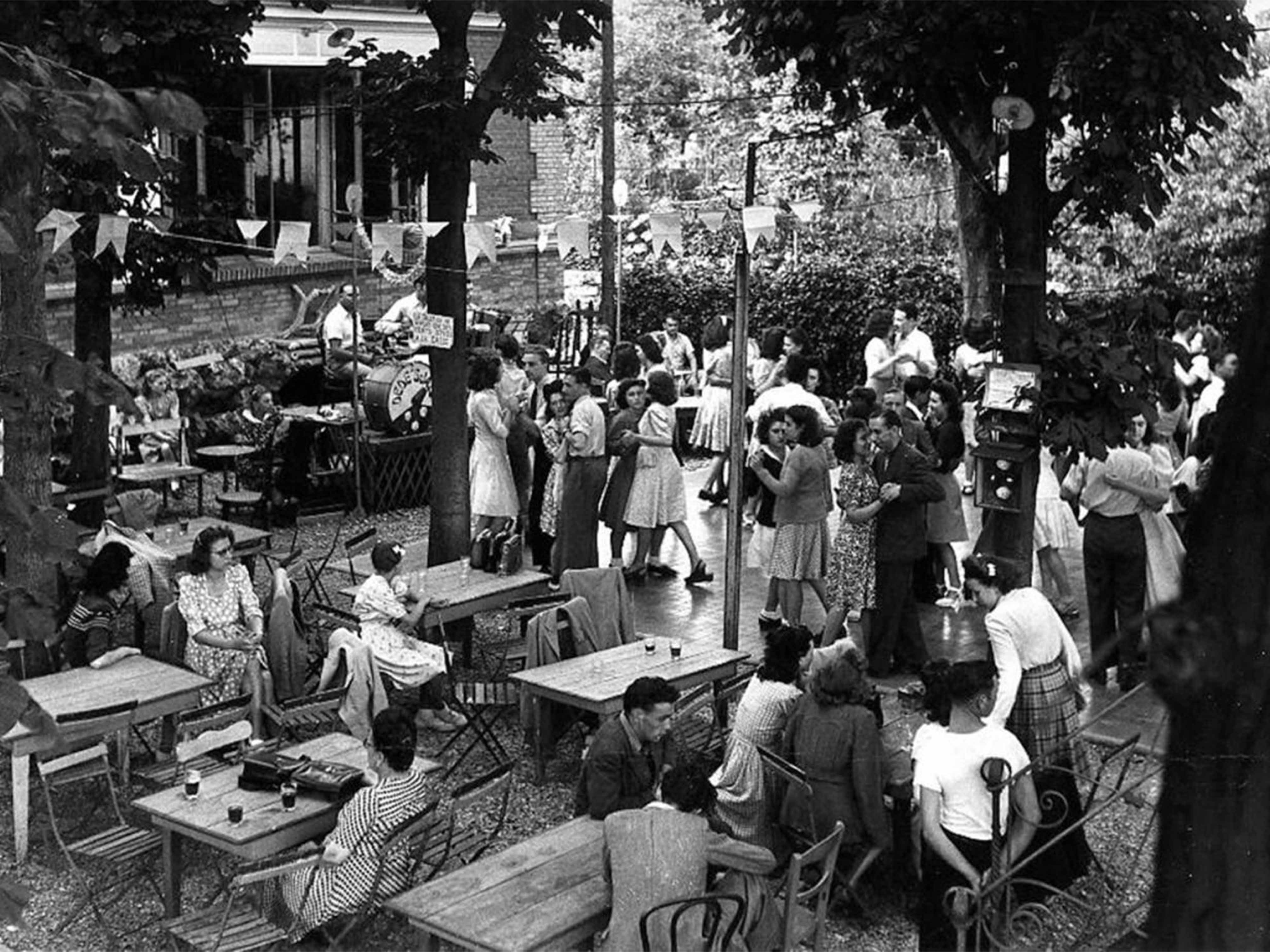 1950's scene of a party in France