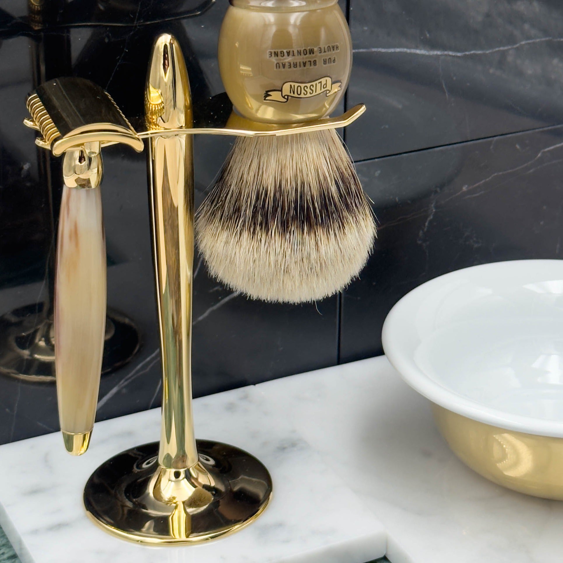 Luxury Razor Stand - Made in France - Gold Finish | Plisson's shaving ...