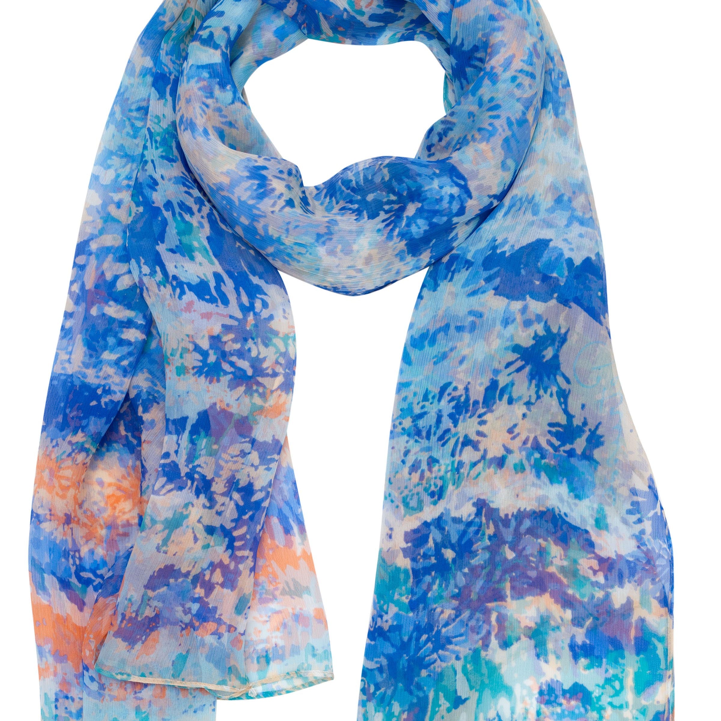 Petrusse Rosee blue shawl tied